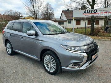 MITSUBISHI Plug-in Hybrid Outlander PHEV Intro Edition 4WD