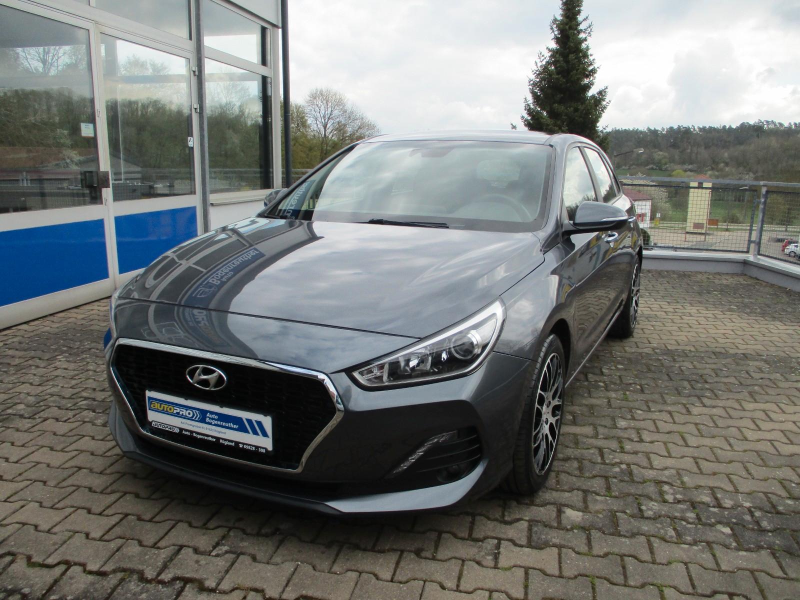 Hyundai i30 1.4 T-GDI Trend DCT+AHK+Navi +Automatik