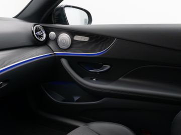 Fahrzeugabbildung Mercedes-Benz E 200 Coupé 9G-Tronic Burmester Kamera DAB Sport