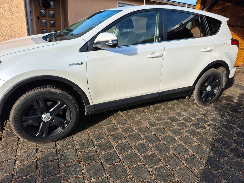 Image of Toyota RAV 4