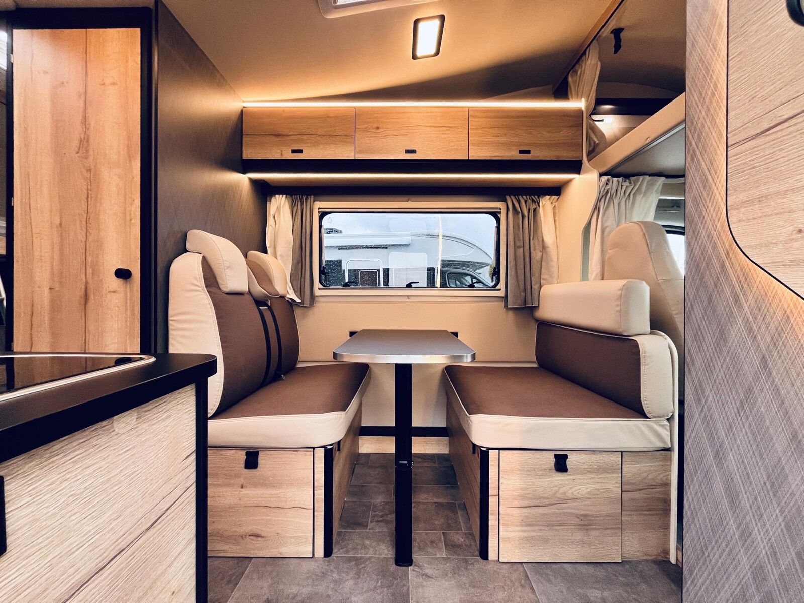 Fahrzeugabbildung XGO Dynamic 27