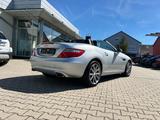 Mercedes-Benz SLK 200 BlueEfficiency CGI *Navi Leder Sitzh.* - Mercedes-Benz SLK 200 Benziner Gebrauchtwagen