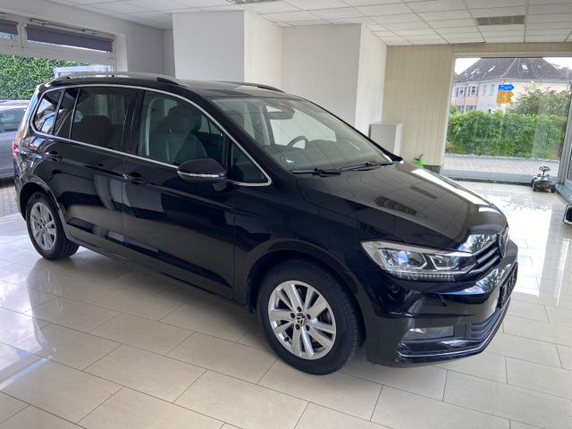 Volkswagen Touran Highline, 7-Sitzer, Frontscheibenheizung