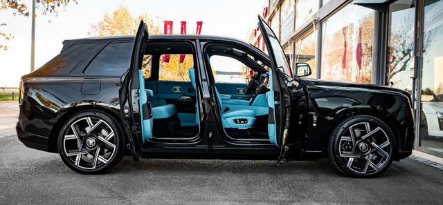 Rolls-Royce Cullinan Black Badge Tiffany