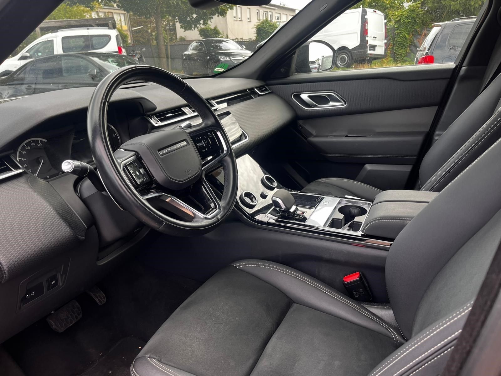 LAND ROVER Range Rover Velar D200 S Black LED Pano – Bild 6