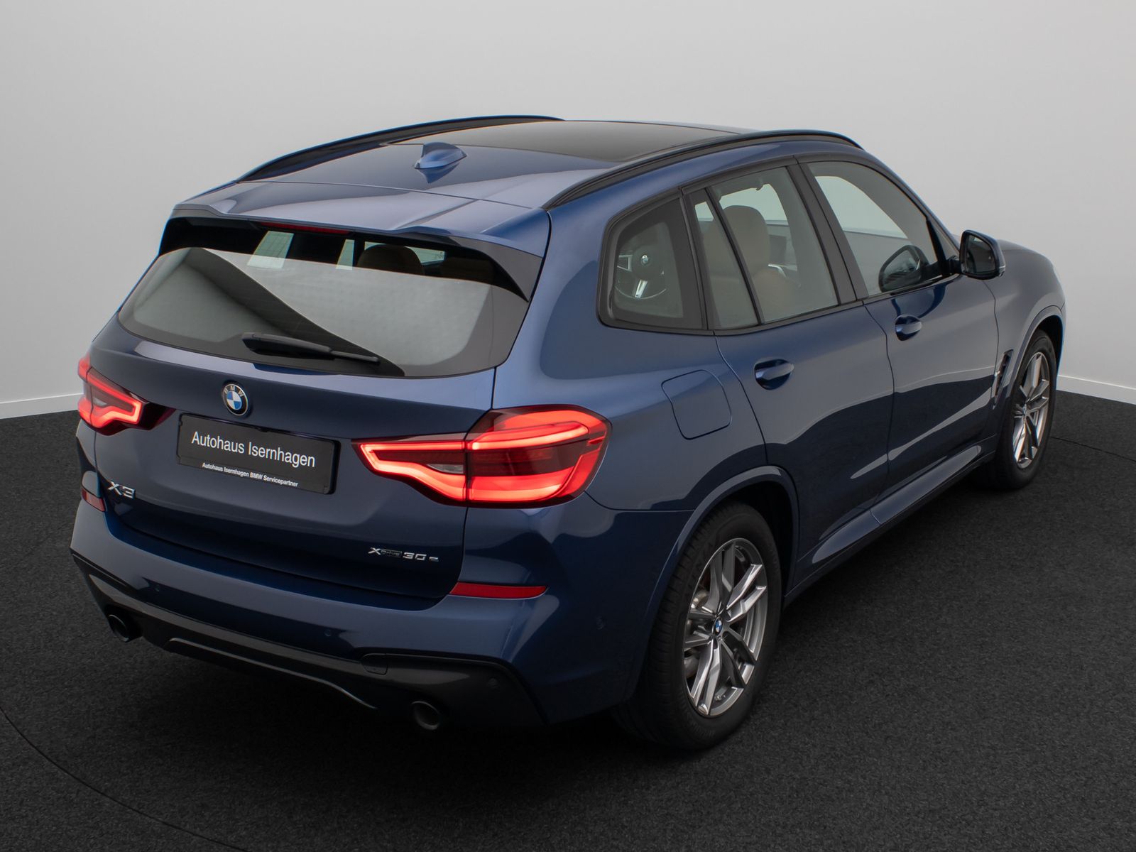 Fahrzeugabbildung BMW X3 xD30e M Sport HUD DAB 360&deg;AHK Panorama 19Zoll