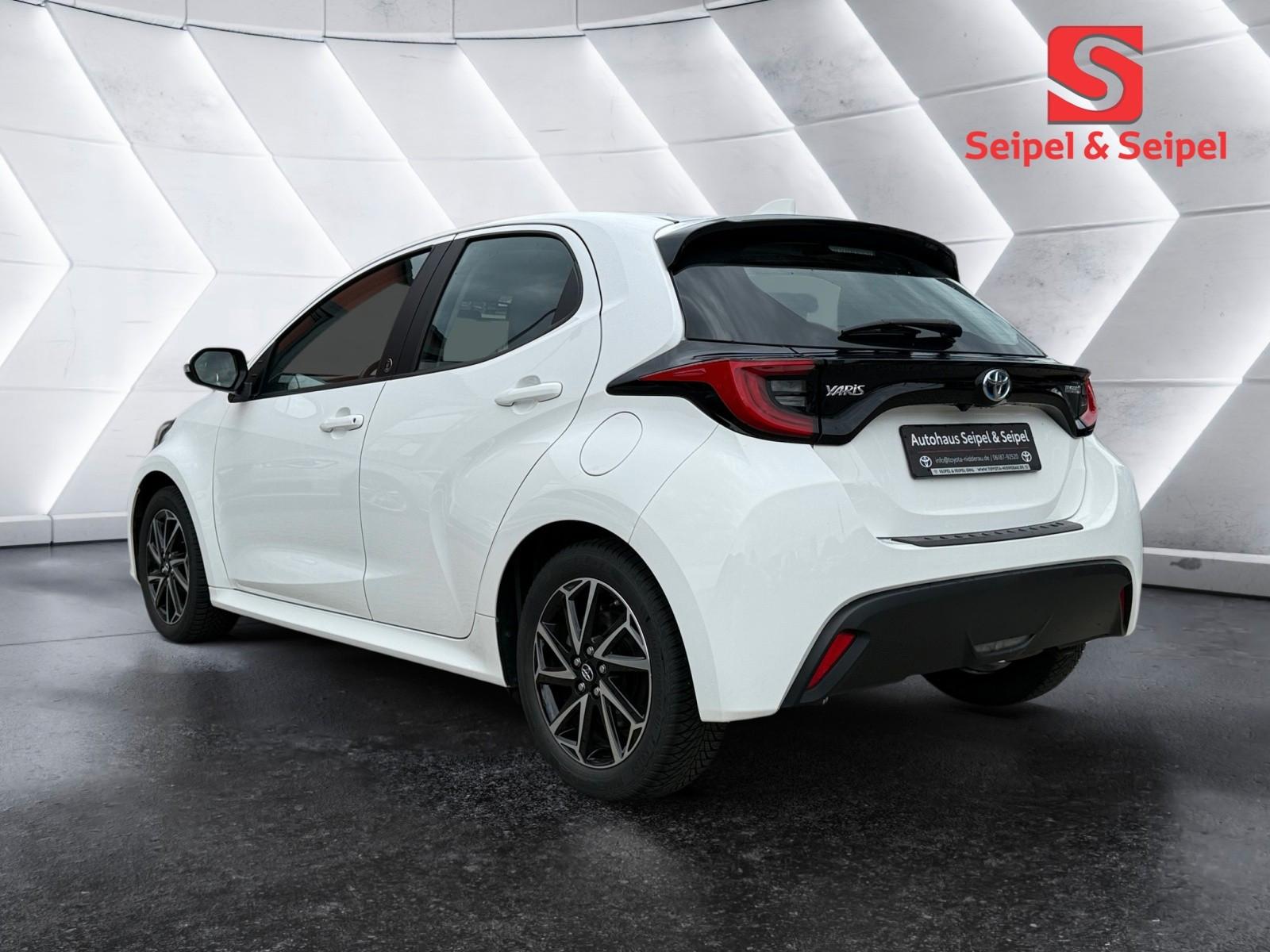 Toyota Yaris HSD Team D*Kamera*Sitzheizung*AppleCarplay