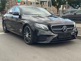 Mercedes-Benz E 53 AMG 4MATIC+*PANO+20`LM+WIDESCREEN* - Mercedes-Benz E 53 AMG: Limousine