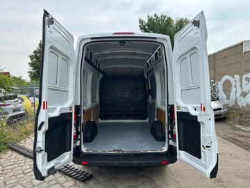 Ford Transit - 9