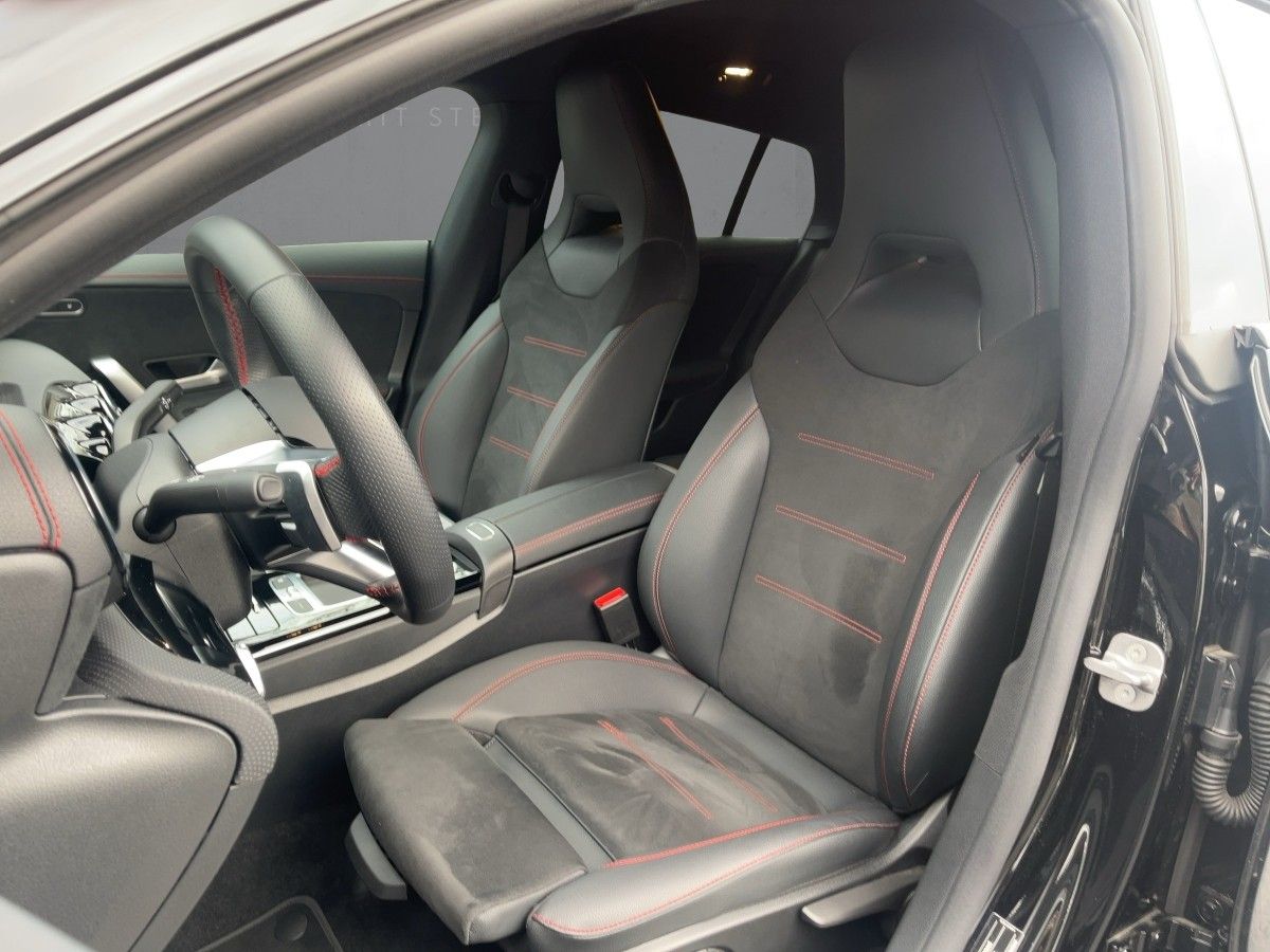 Fahrzeugabbildung Mercedes-Benz CLA 200 d Shooting Brake AMG/Night/360°/AHK