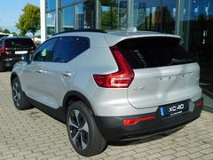 Fahrzeugabbildung Volvo XC40 B4 B DKG Plus Dark 'Glasschiebedach, 360 Ca