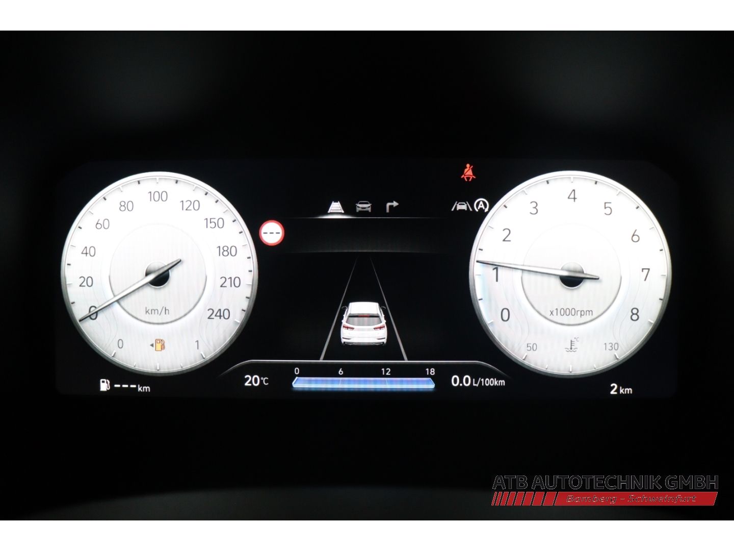 Fahrzeugabbildung Hyundai i30 Advantage 1.5 T-GDi 48V 140PS M/T Navi LED A