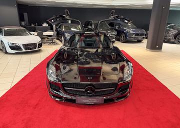 صورة 4 لـ 2010 Mercedes-BENZ SLS AMG