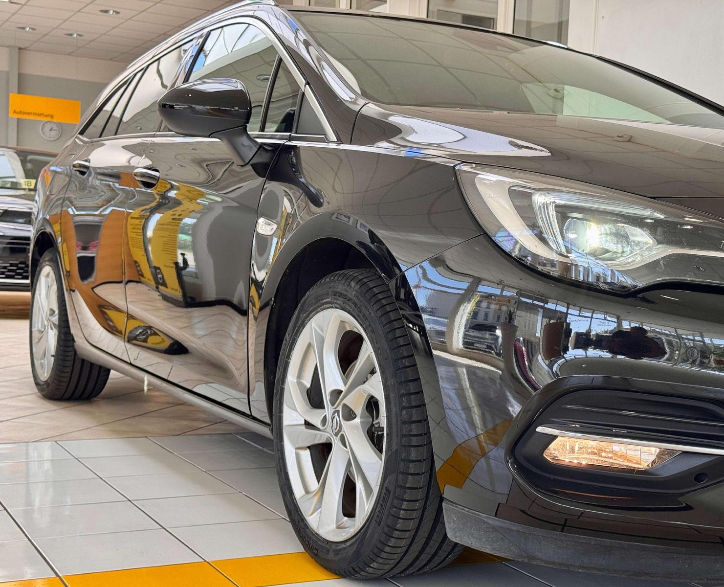 Opel Astra Eleg./AHZV/VollLED/Navi/KAMERA/Sitzhzg/Kli