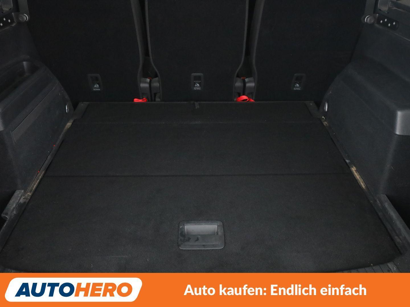 Volkswagen Touran 2.0 TDI Highline BlueMotion Aut.*ACC*PDC