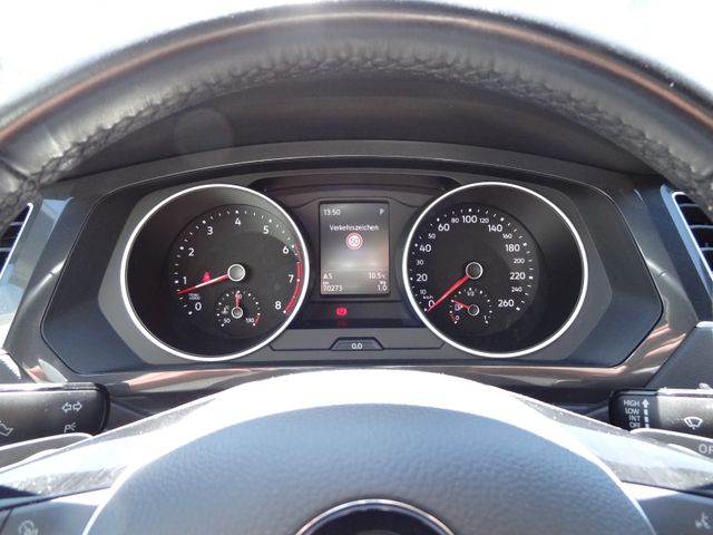Fahrzeugabbildung Volkswagen Tiguan/R-Line/BlackStyle/Pano/2.Hd/Navi/20Zoll/
