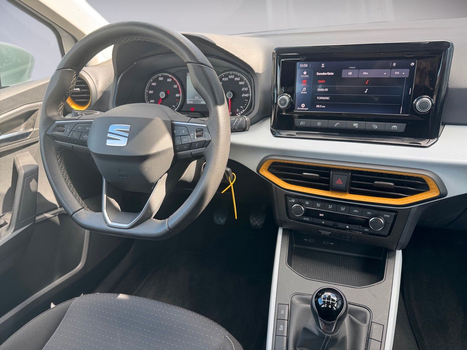 Fahrzeugabbildung SEAT Arona Style 1.0 TSI