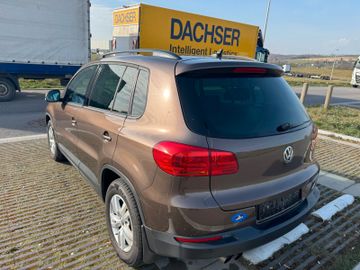 Volkswagen Tiguan - 6