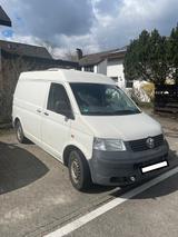 Volkswagen T5 Transporter Wohnmobilzulassung Camper - VW T5 Transporter in Freiburg