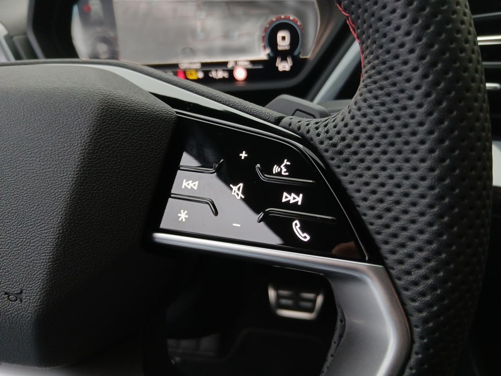 Audi Q4 e-tron - Bild 14