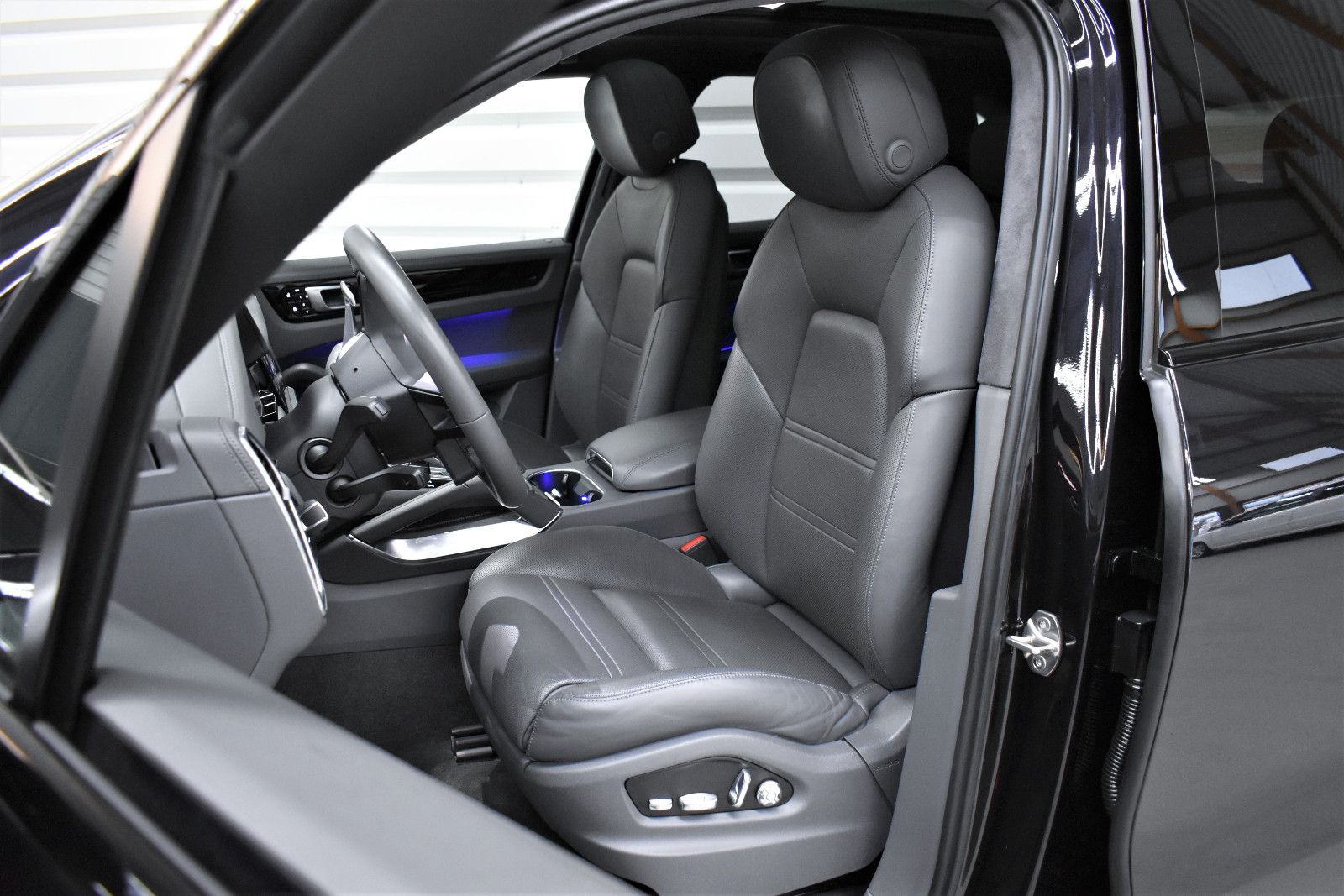 Porsche Cayenne Turbo+Totwinkel+Chrono+Soft-Close+BOSE foto 9