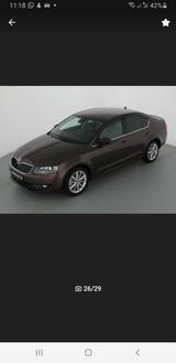 Skoda Octavia 1.8 TSI DSG Elegance - Skoda Octavia mit Benzin-Antrieb: Limousine, 1.8