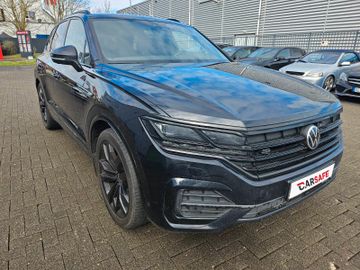 Volkswagen Touareg - 1