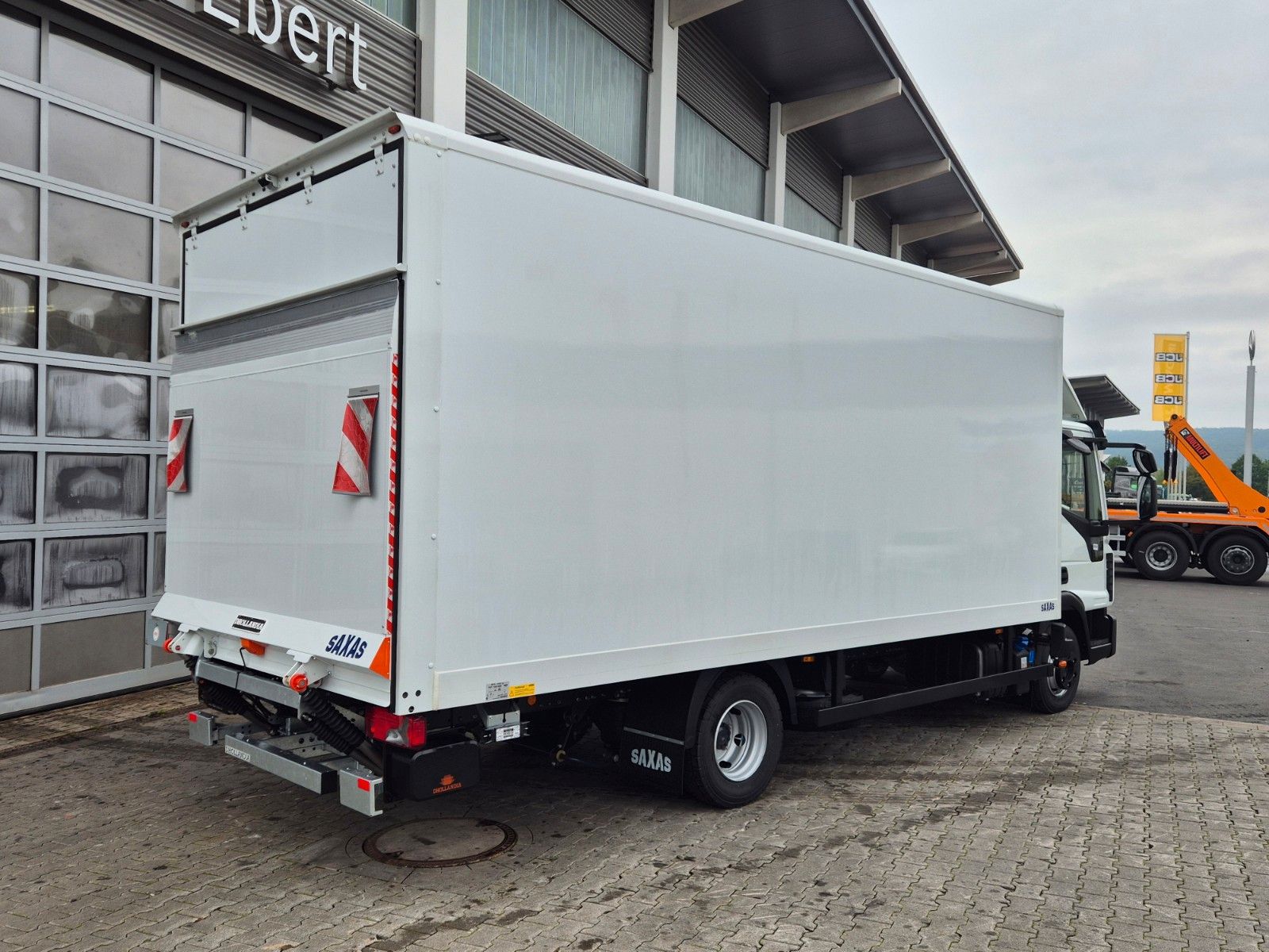 Fahrzeugabbildung Iveco Eurocargo ML75E21/P LBW 3 Sitze Klima