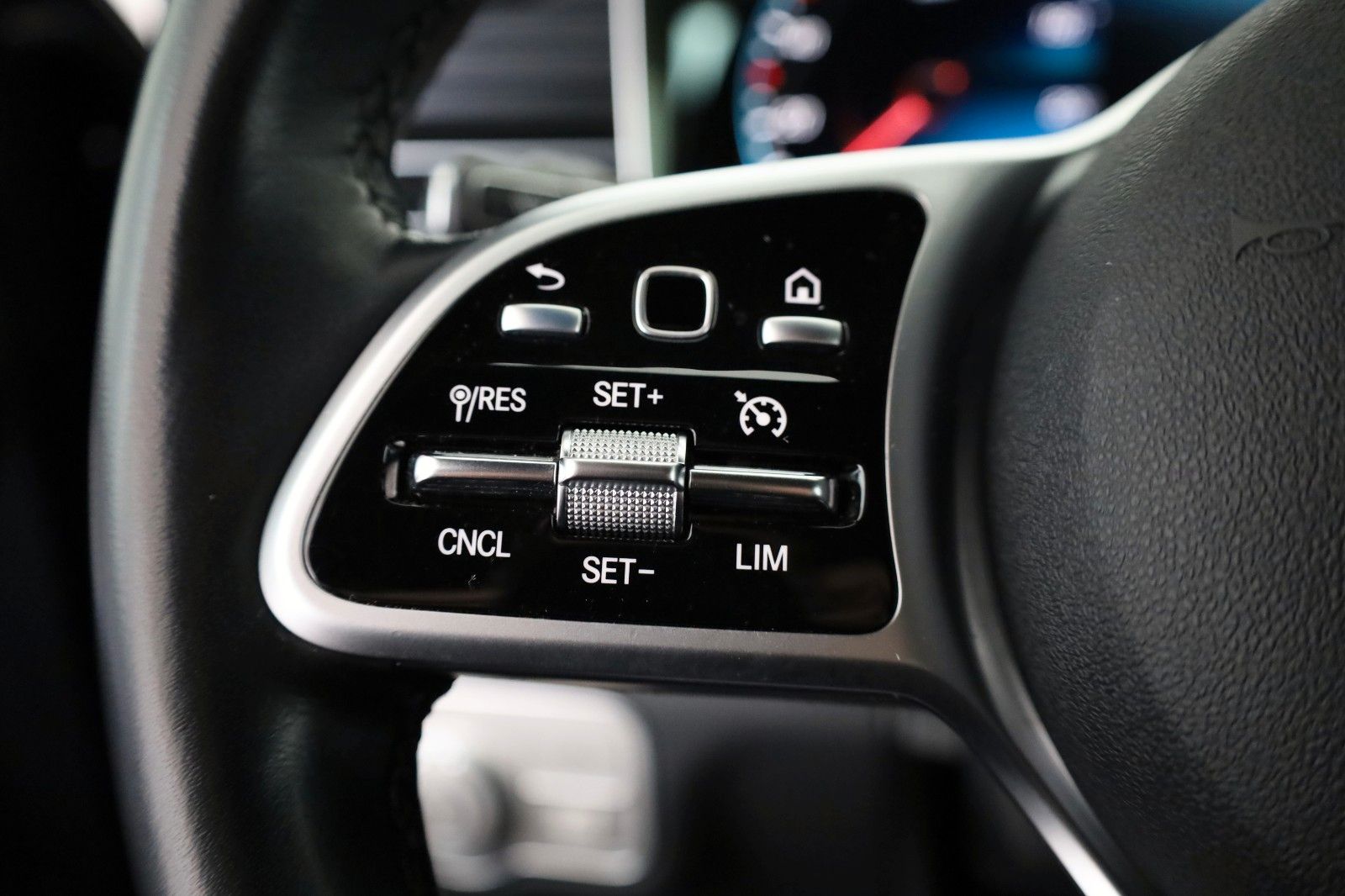 Fahrzeugabbildung Mercedes-Benz GLE 350de 4M Leder,Navi,LED,360°,Burmester,PanD.