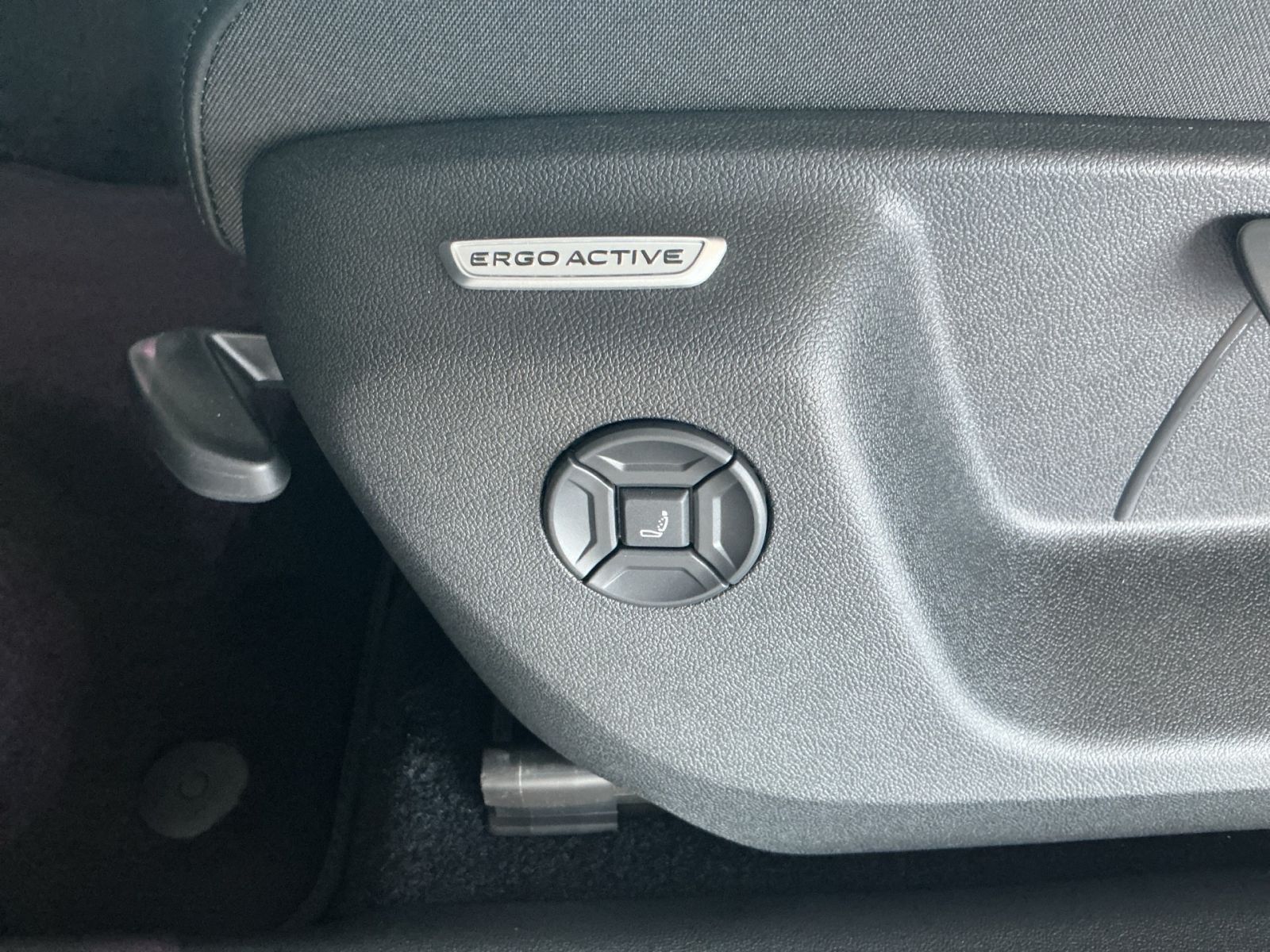 Volkswagen Tiguan - Bild 17