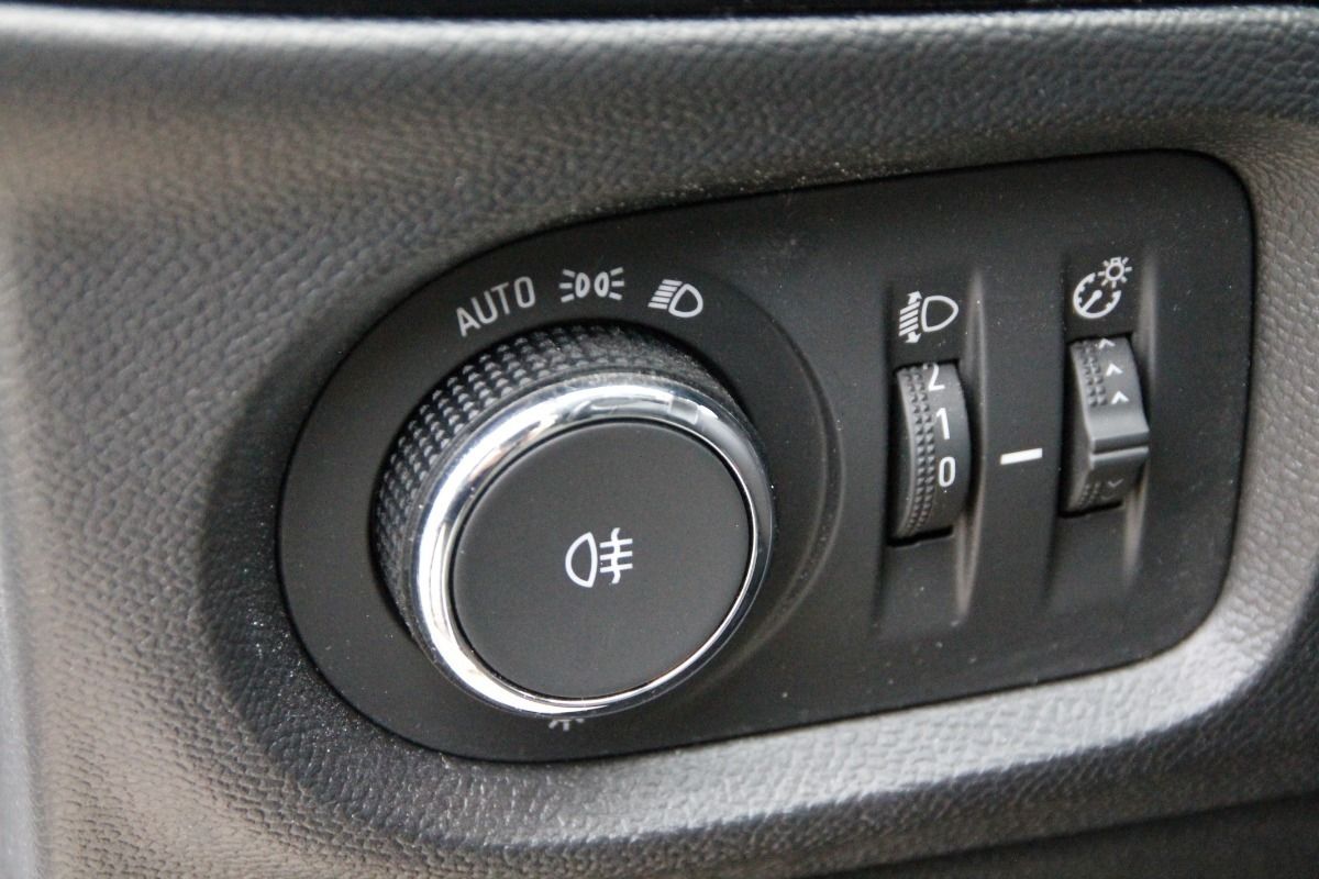 Fahrzeugabbildung Opel Corsa F Edition