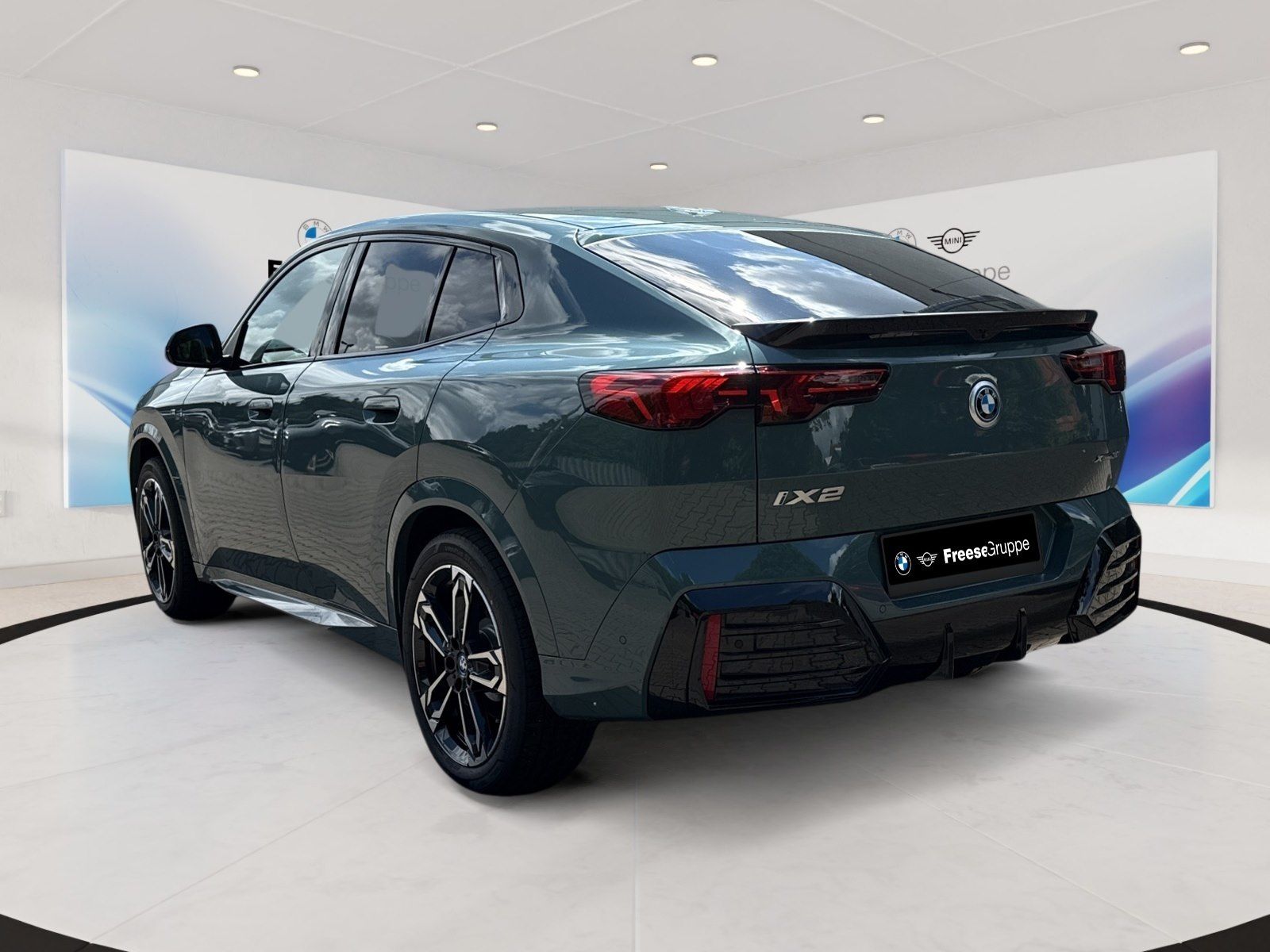 BMW iX2 xDrive30 AHK HEAD-UP RFK HIFI LENKRADHZ LED foto 4