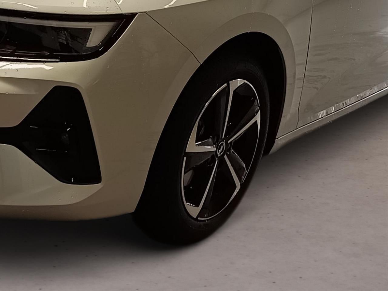 Fahrzeugabbildung Opel Astra ST 1.2T GS - 360°Kamera, Sitz-,Lenkradhzg.