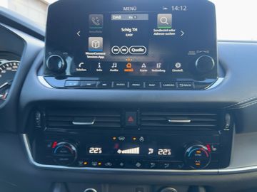 Nissan Qashqai Acenta 1.3DIG-T 158PS AUTOMATIK+AHZV