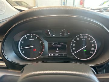 MYAUTOCENTER – Gebraucht- und Jahreswagen mit Werkstattservice in Pfaffenhofen Opel Mokka X *TEMPO*NAVI*StandLenkradHZ*AHK