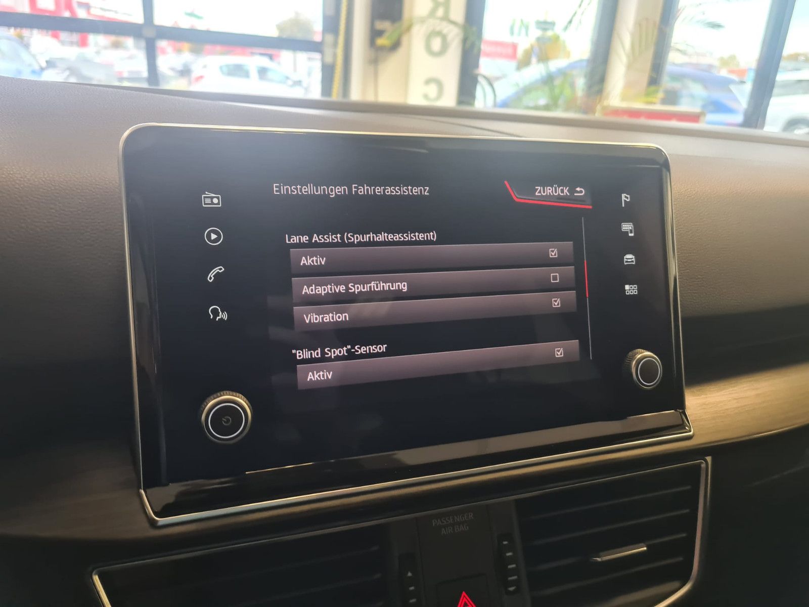 Fahrzeugabbildung SEAT Tarraco Xcellence 4Drive / LED / AHK / PANORAMA