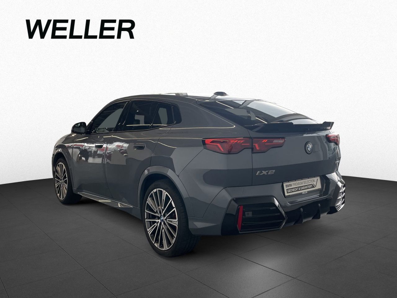 BMW iX2 - Bild 11