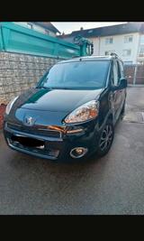 Peugeot Partner Tepee 120 VTi 1.6 Family Ahk - Peugeot Partner Tepee aus 2012