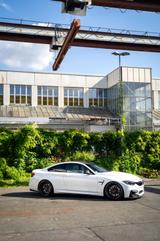 BMW M4 Performance KW 20*Zoll ServiceNeu LCI  - BMW M4: M Performance