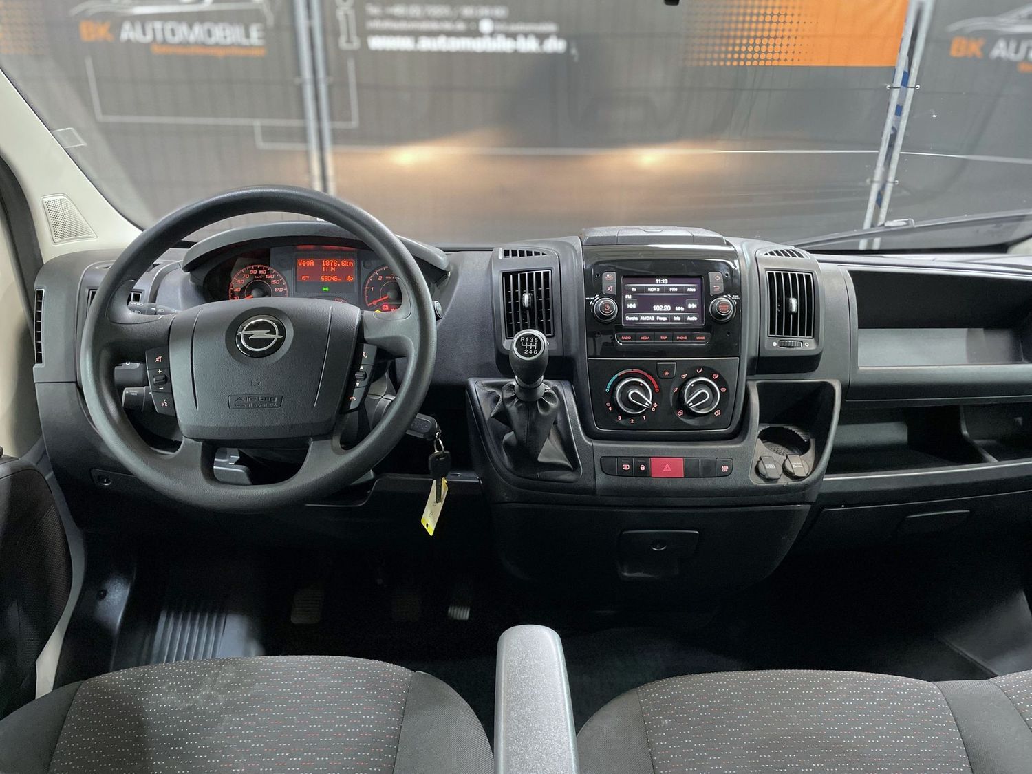 Fahrzeugabbildung Opel Movano HKa L2H2 3,5t Cargo Edition #Tempomat#PDC