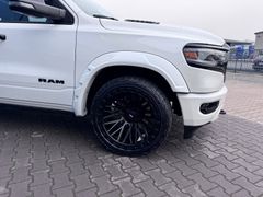 Fahrzeugabbildung Dodge RAM 1500 Limited Night GRAIL Klappe 12x22  V8  !