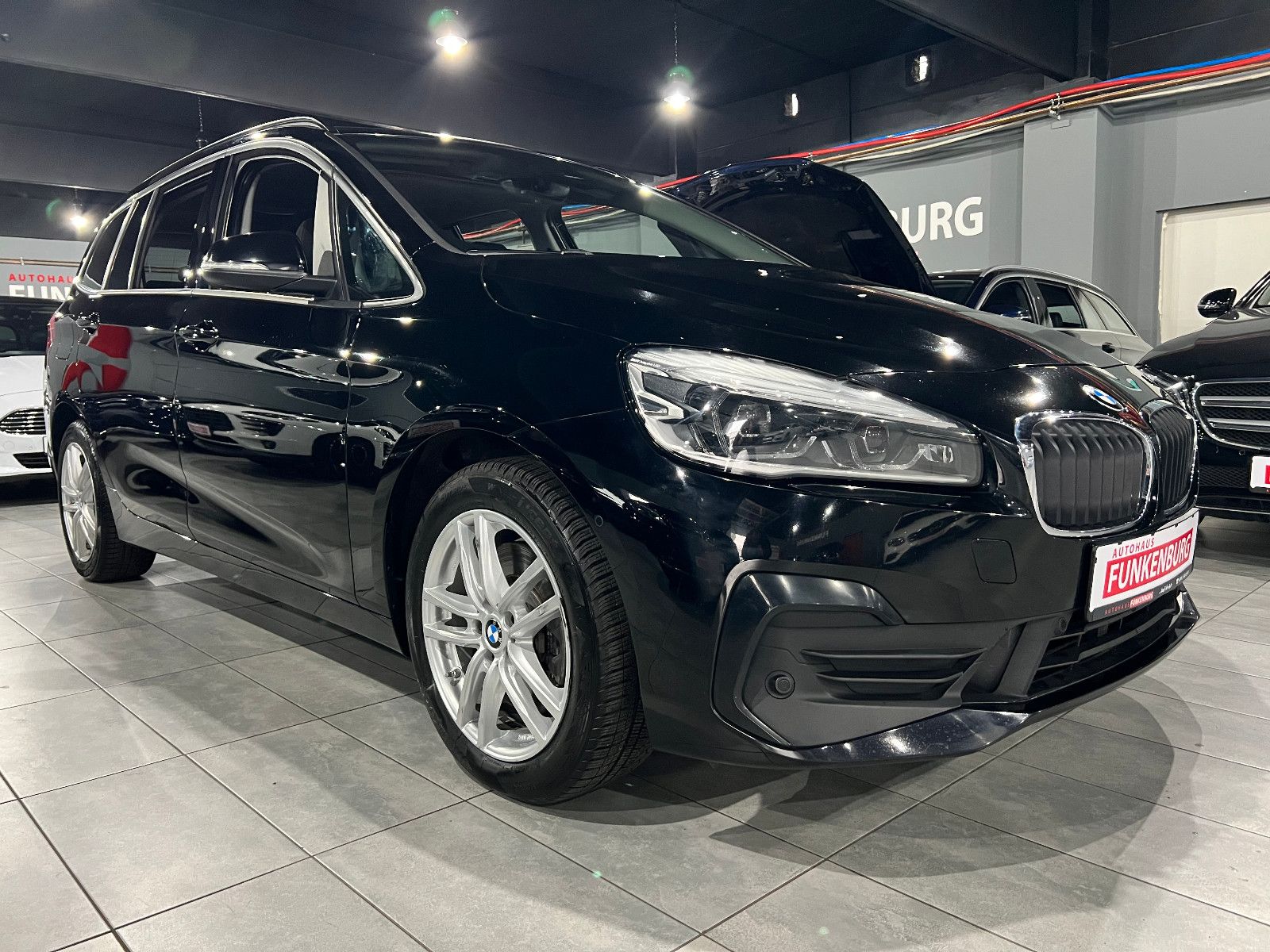 BMW 220