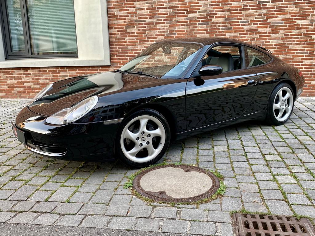 Porsche 996