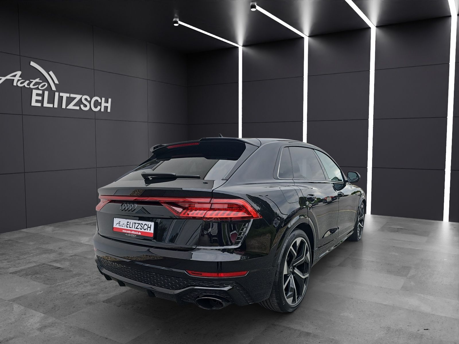 Fahrzeugabbildung Audi RS Q8 SPORT Vmax 280 23"+MATRIX +PANO+KERAMIK