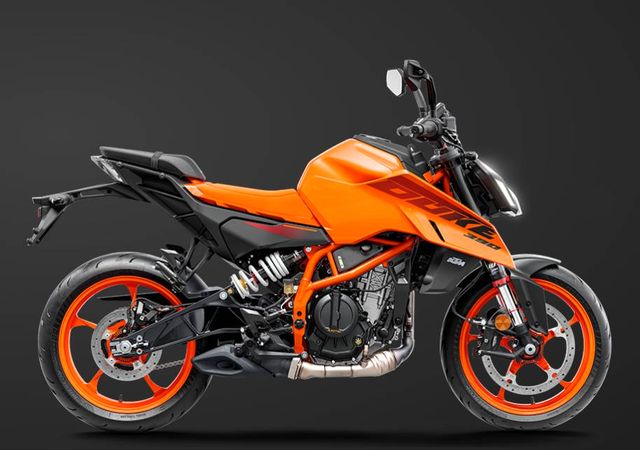 KTM 390 Duke orange 2024