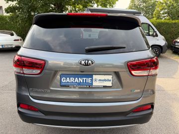 KIA Sorento - 4