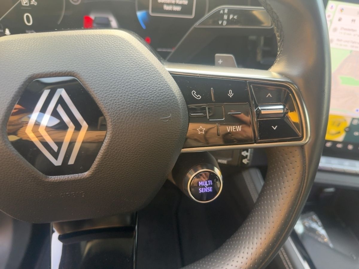 Fahrzeugabbildung Renault Austral Techno Tce 160 Autoatik AHK SHZ