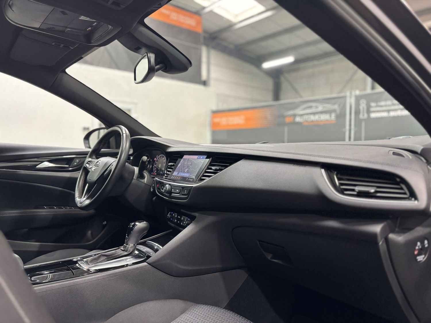 Fahrzeugabbildung Opel Insignia Elegance#LED#Spur#Ambiente#Kamera#AHK#K