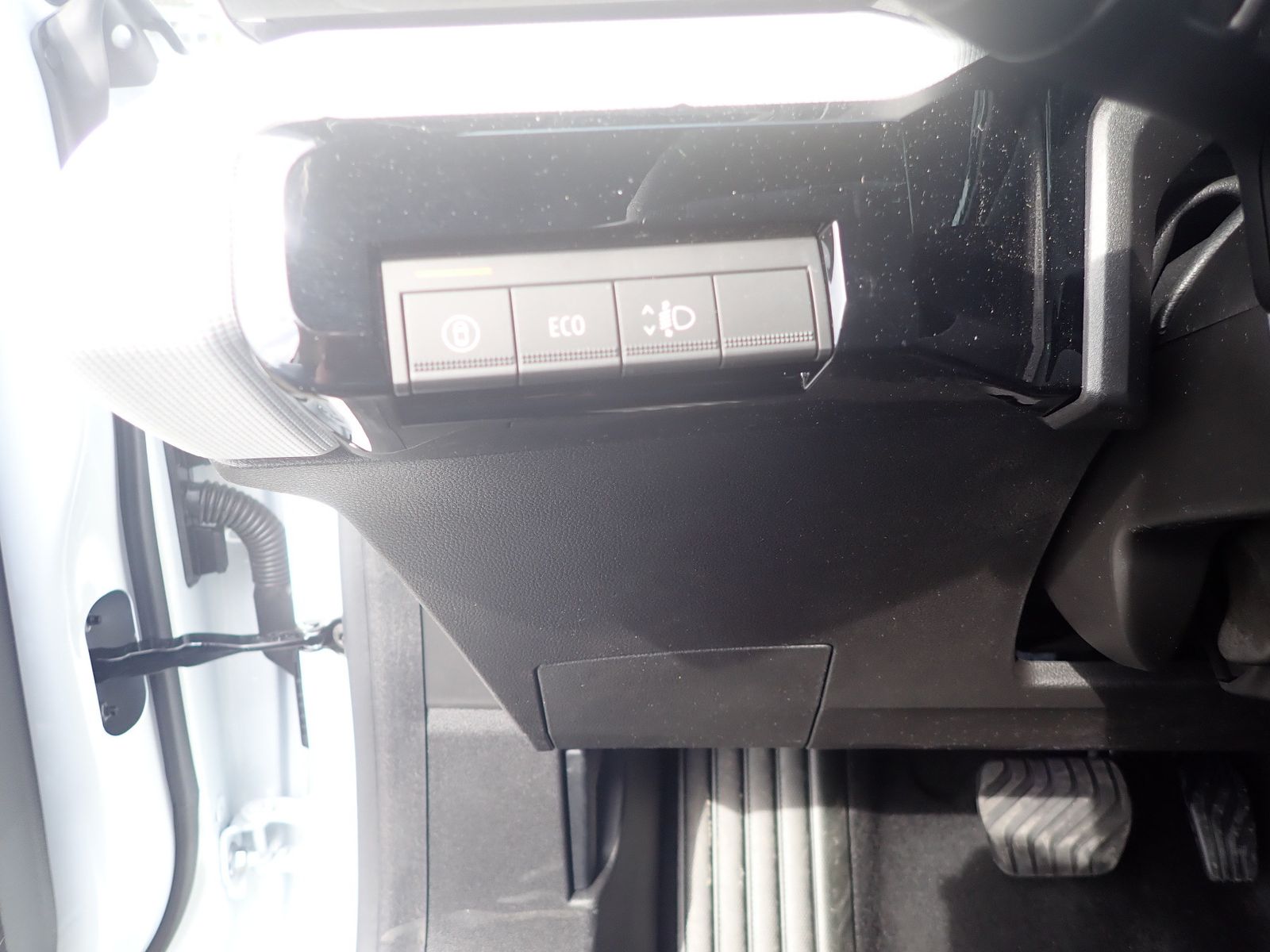 Fahrzeugabbildung Renault R 4 E-Tech elektrisch Advance 150 Comfort Range