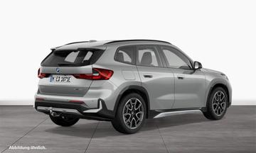 2022 BMW IX1 — фото 2